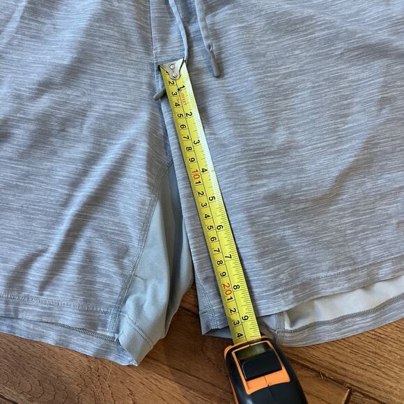Lululemon T.H.E. Linerless Shorts 9” Heathered Gray Men’s XL Great Condition - Picture 4 of 8